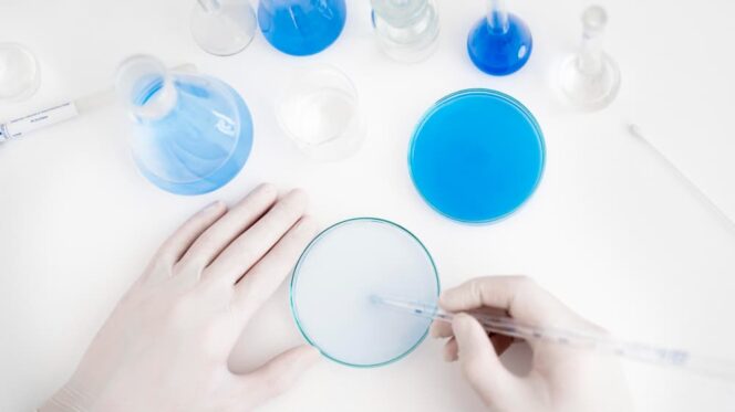 
					Seperti Apa Uji Daya Tembus Air untuk Kosmetik dan Tinta Pemilu?