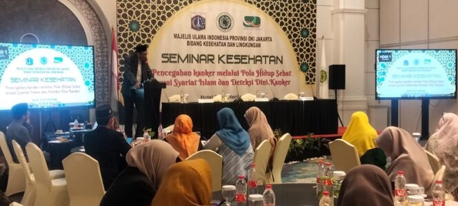 
					MUI Jakarta melalui bidang Kesehatan dan Lingkungan melaksanakan Seminar Kesehatan Pencegahan Kanker melalui Pola Hidup Sehat Sesuai Syariat Islam dan Deteksi Dini Kanker