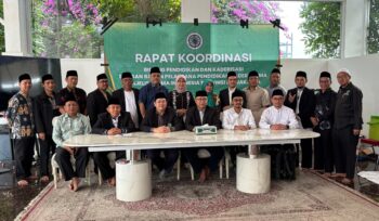 Majelis Ulama Indonesia (MUI) DKI Jakarta khususnya di sektor pendidikan pada Senin-Rabu, 18-20 Agustus 2025 laksanakan Rapat Koordinasi (Rakor) Bidang Pendidikan & Kaderisasi bersama Badan Pelaksana Pendidikan Kader Ulama (BP-PKU) di Villa Castle Puncak Bogor.
Foto: MUI Jakarta
