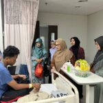 MUI DKI Jakarta Kunjungi dan Doakan Korban Ledakan SMAN 72 di RS YARSI