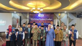 MUI DKI Jakarta melalui bidang infokom menyelenggarakan Workshop Konten Kreator: Sejarah Perkembangan Islam di Jakarta dengan tema Create & Captivate Membuat Konten Menarik dan disukai, di Sunlake Hotel, (20/11/25).
Foto: MUI